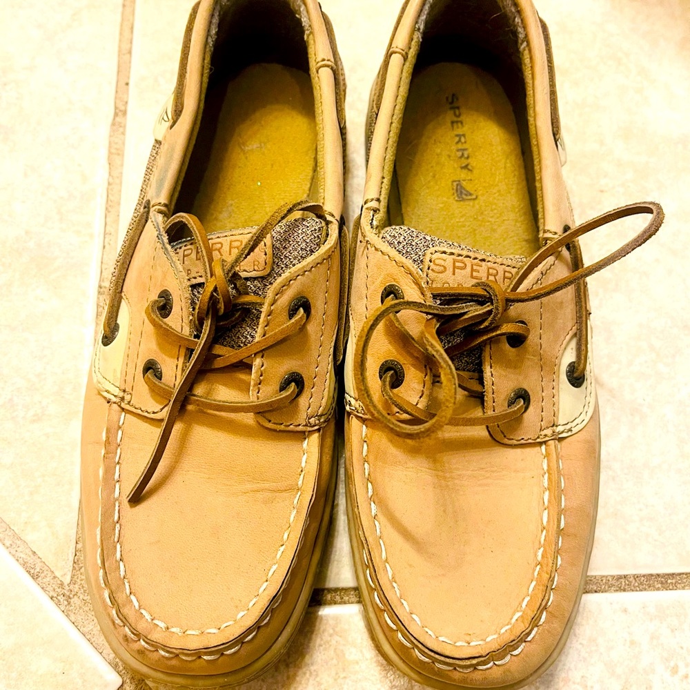 Sperry’s - Picture 2 of 5